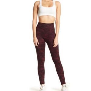 Spanx Look at Me Now high waist seamless camouflage leggings in wine size medium